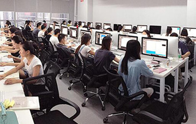 學好IT技術，為何離不開扎實的英語功底與計算機硬件開發結合？